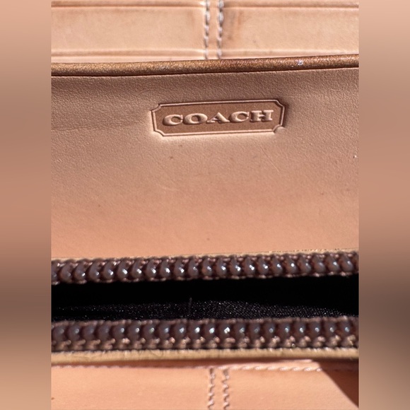 Coach Vintage Legacy Double front pockets wallet EUC - Picture 3 of 16